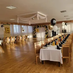 Awangarda Sala Blizanów (Blizanów )
