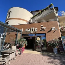 Azyl Caffe (Ustronie Morskie )
