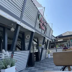 Bar I Restauracja Pod Palmą (Bobolin )