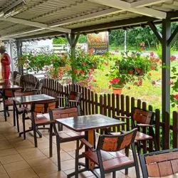 Bar Nad Zalewem (Piła )