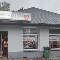 Bar Pod Wierzbą (Podrzewie )