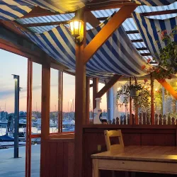 Bar Yogi Smażalnia Wędzarnia (Mikołajki )