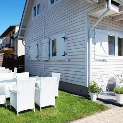 Biały Domek (white House) - Łazy (Łazy )