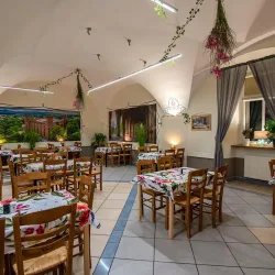Bistro & Kawiarnia Marianna (Kamieniec Ząbkowicki )