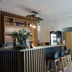 Bułka Z Masłem Restauracja&pub (Ostrowite )