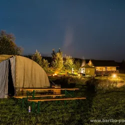 Camping Bartbo - Pole Biwakowe / Namiotowe I Park Rozrywki (Olsztyn )