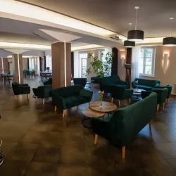 Centrum Restauracyjno-hotelowe Florres (Pawłowiczki )