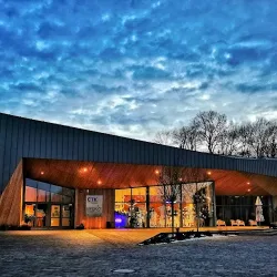 Centrum Tradycji I Kultury Gminy Komorniki (Komorniki )