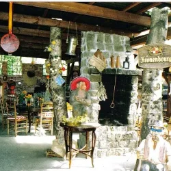 Chatka Zagratka (Łazy )