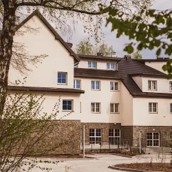Country Club Żywiec - Hotel Z Basenem I Domki Całoroczne (Jeleśnia )