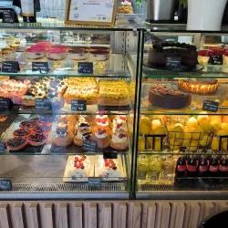 Czarno Na Białym (Darłowo )