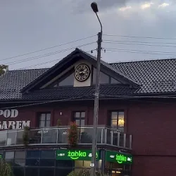 Dom Przyjęć Pod Zegarem (Kobiór )