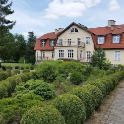 Dwór Pomorski - Luboradza (Barwice )