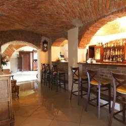 Dwór Stary Chotów – Restauracja I Hotel (Nowe Skalmierzyce )