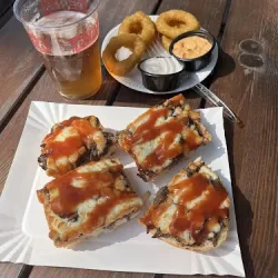 Food Truck Vs. Hotel Promenada (Ostróda )