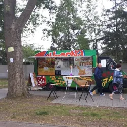 Foodtruck - Zakręcona Frytka I Chrupdog (Mrzeżyno )