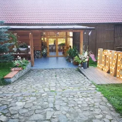 Gospodarstwo Kochańscy - Noclegi, Wesela, Komunie, Agroturystyka (Poczernin )