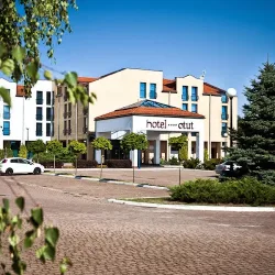 Hotel Atut Wielkopolskie Centrum Konferencyjne (Licheń Stary )