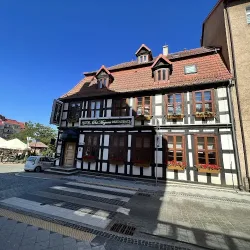 Hotel I Restauracja Pod Muzami (Kamień Pomorski )