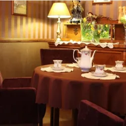 Hotel I Restauracja Retro (Oborniki Śląskie )