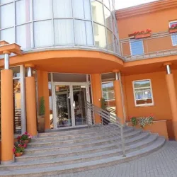 Hotel Jarota (Jarocin )