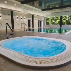 Hotel Nad Czernicą (Czarne )