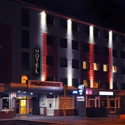 Hotel Pojezierze - Szczecinek (Szczecinek )