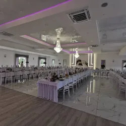 Hotel Restauracja Dąbrówka (Moczydła )