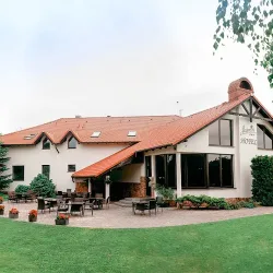 Hotel Restauracja Jaśmin (Owińska )