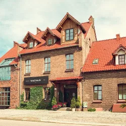 Hotel Wartosław (Wronki )