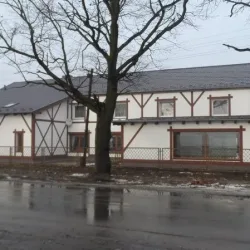 Karczma Pod Dębami (Komorniki )