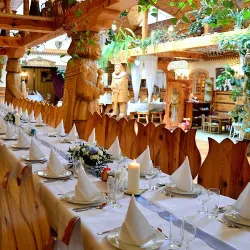 Karczma Podkowa Leśna Restauracja & Hotel (Mosina )