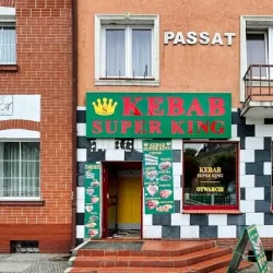 Kebab Super King – Ryn Plac Wolności (Ryn )