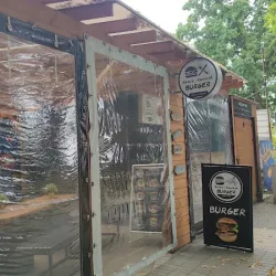 Krowa I Kurczak Burger - Rewal (Rewal )
