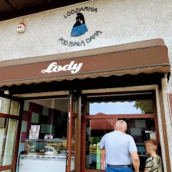 Lodziarnia Pod Białą Damą (Opatów )