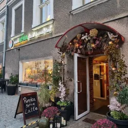Malinowa Gniezno Kawiarnia Cukiernia (Gniezno )