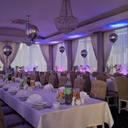 Malwa. Hotel, Restauracja. Horyza S. (Ostrów Wielkopolski )