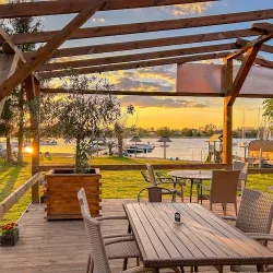 Marina Rydzewo Bistro Port Domki Na Mazurach (Rydzewo )