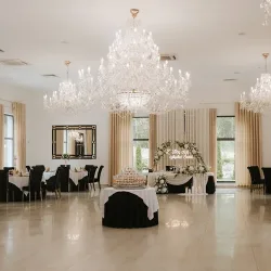 Montenegro Dom PrzyjĘĆ (Świerklany )