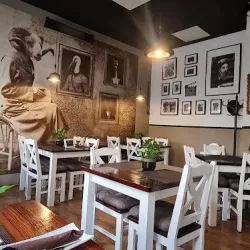 Naleśnikarnia Kapelusz - Restauracja Gniezno (Gniezno )