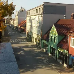 Noclegi Ewelina Lokal Biurowy Pokoje Gościnne Kwatery Nocleg Dla Firm (Żywiec )