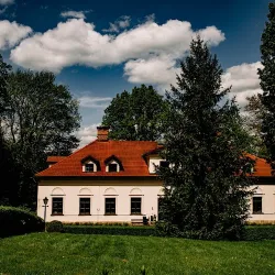 Ośrodek Wypoczynkowy Dwór Rychwałd (Rychwałd )