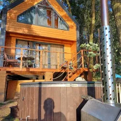 Ostoja Ślesin Domki Letniskowe (Ślesin )