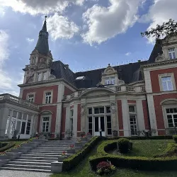 Pałac Kornów W Pawłowicach (Wrocław )