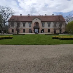 Pałac Lubomirskich (Stalowa Wola )