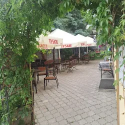 Pizzeria