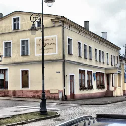 Pokoje Gościnne I Restauracja Wielkopolanka (Chodzież )