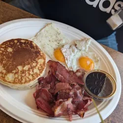 Powidz Breakfast Cafe (Powidz )