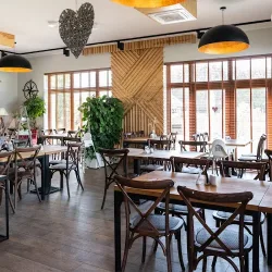 Qchnia Dwa Jeziora Restauracja, Bar, Kawiarnia Węgorzewo Kuchnia Dwa Jeziora Kal (Kal )