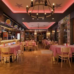 Restauracja Boston Pizza Rewal (Rewal )
